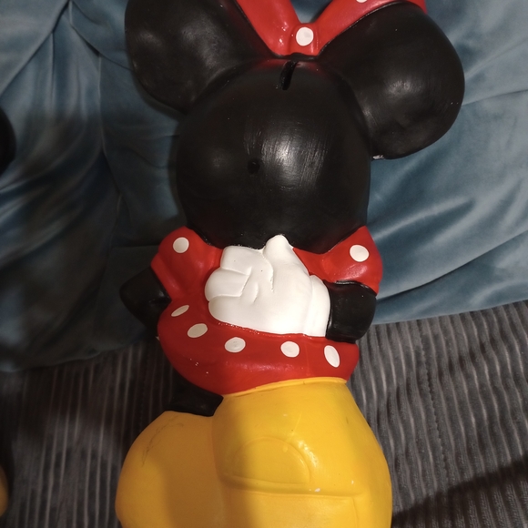 Minnie Mouse Coin Bank - Picture 2 of 2